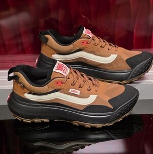 Vans MTE Crosspath Glazed Ginger Sneakers Men’s 8.5 / Women’s 10 NEW